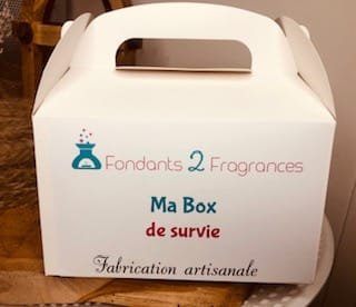 ma box de survie contenant des fondants parfumés pour offrir