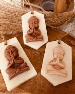 suspension dressing bouddha